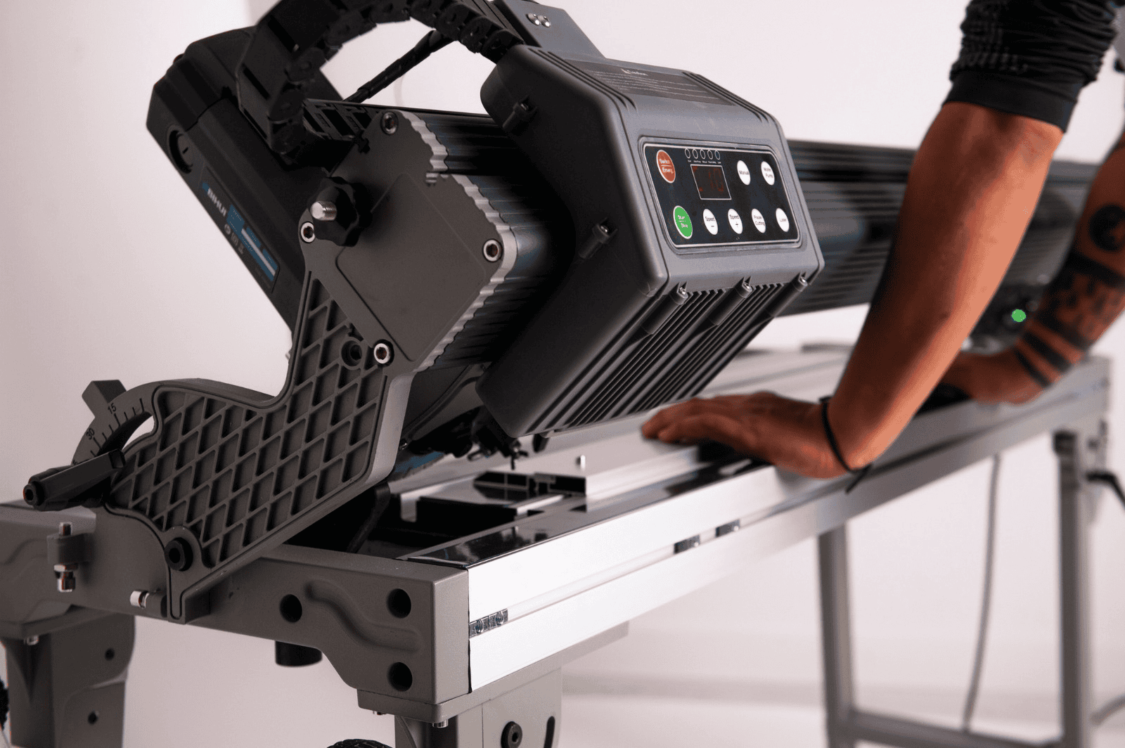 Máquina de Corte Automática Multi Funcional