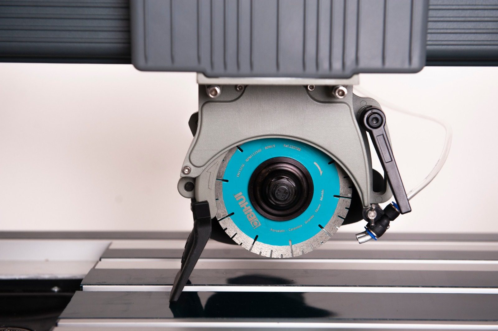 Máquina de Corte Automática Multi Funcional